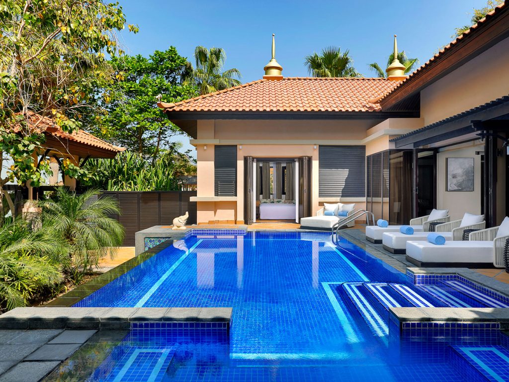 Dive into Crystal Clear Waters: Your Swimming Pool Maintenance Company in Dubai!
